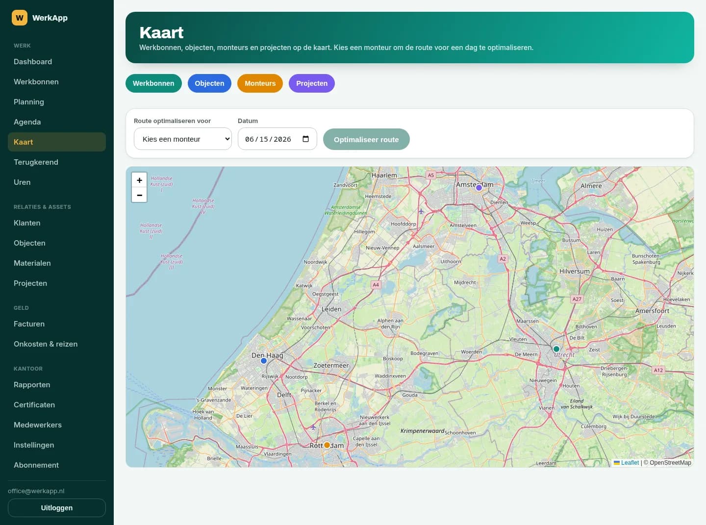 Kaart in de backoffice met werkbonnen en routeoptimalisatie per monteur